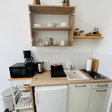 Studio Zara โรวีน ภายนอก รูปภาพ