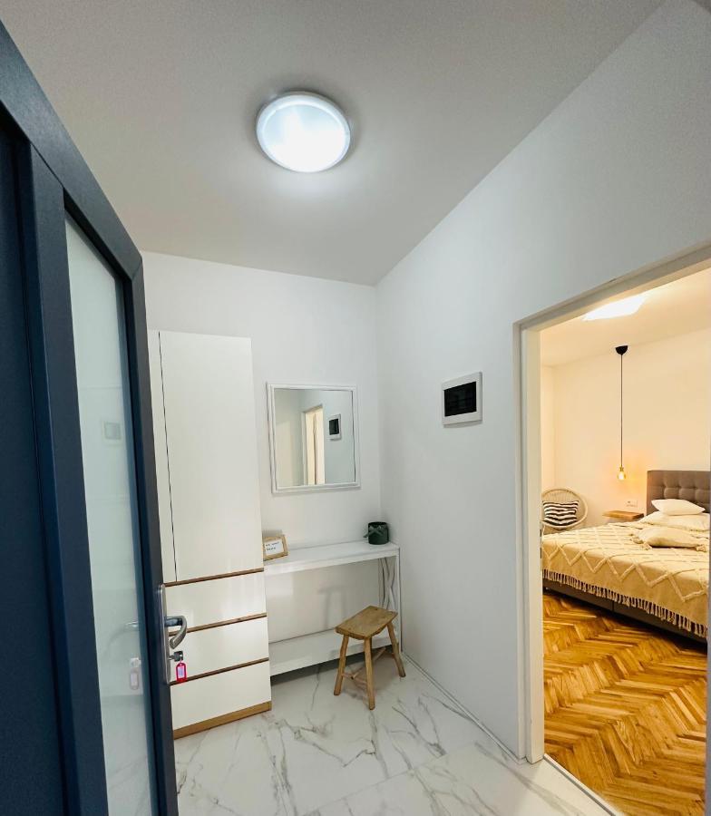Studio Zara โรวีน ภายนอก รูปภาพ