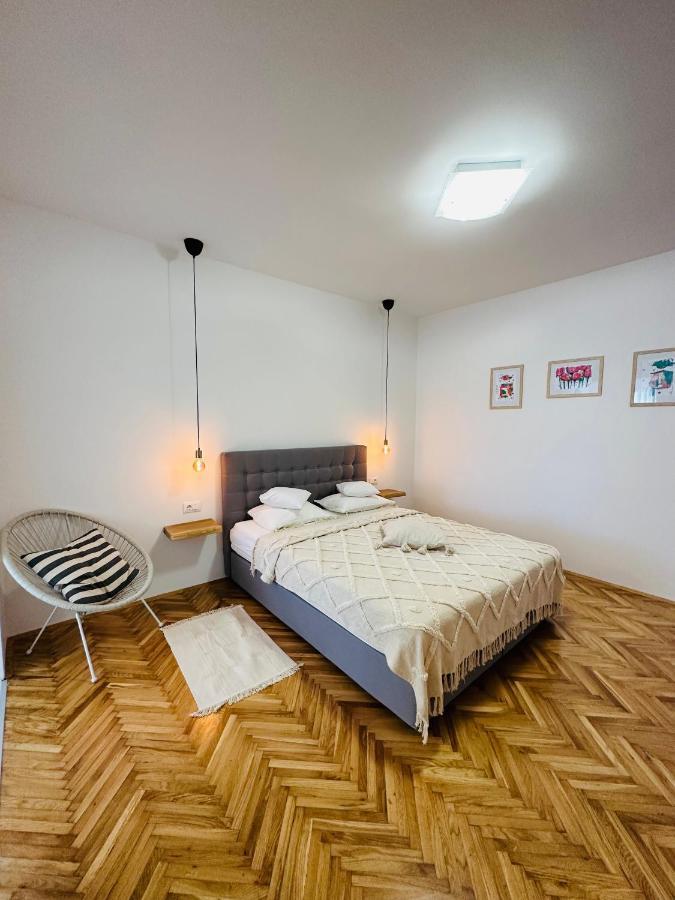 Studio Zara โรวีน ภายนอก รูปภาพ