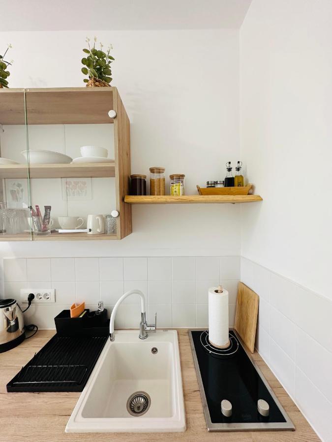 Studio Zara โรวีน ภายนอก รูปภาพ